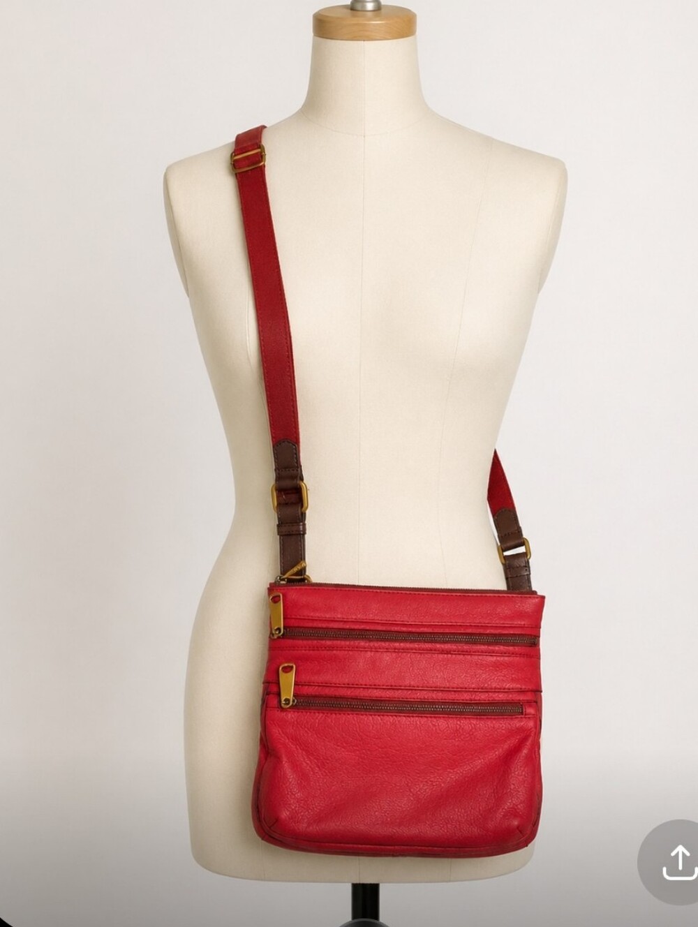 FOSSIL EXPLORER RED LEATHER CROSSBODY PURSE